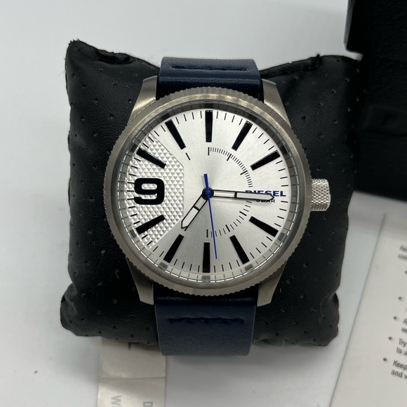 Diesel Mens Analogue Quartz Watch with Leather Strap DZ1859 - Picture 1 of 5